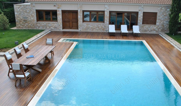 Πισίνα - Pool